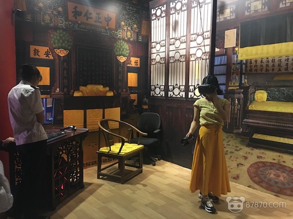 故宫端门数字馆：VR中做皇帝，用AR穿龙袍！