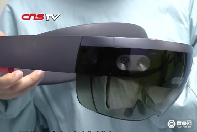 南京市第一医院骨科用HoloLens进行骨科手术