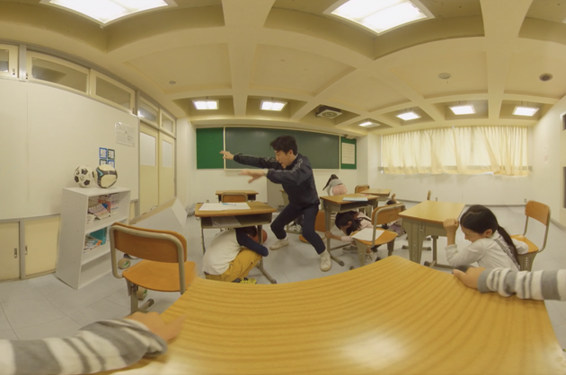让人们了解如何应对地震 日本发布VR地震体验车