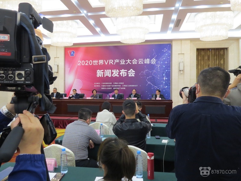 虚拟现实加速落地 我国VR/AR市场将在2022年突破千亿元